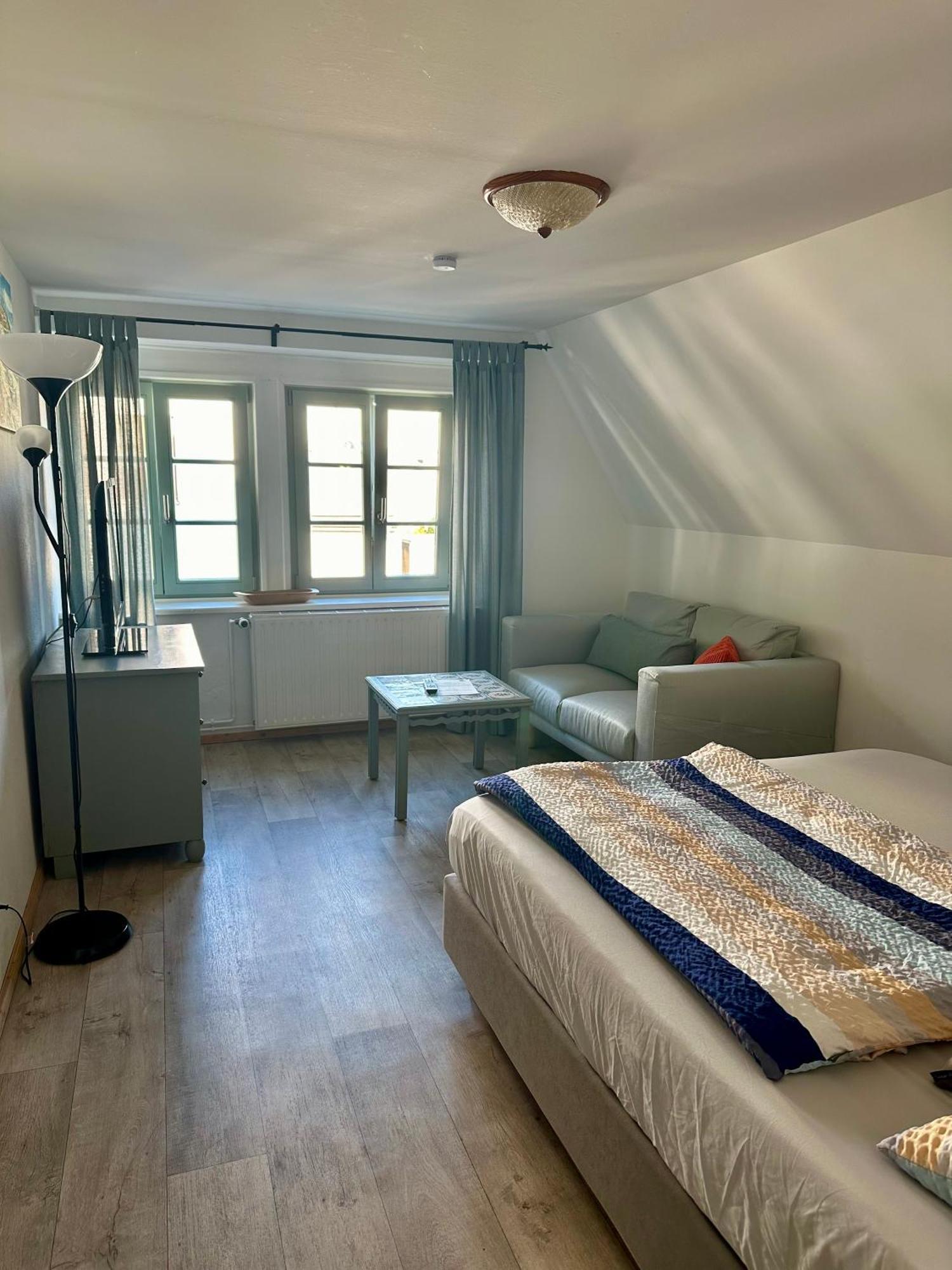 Birnbom Warnemuende Guest house Rostock